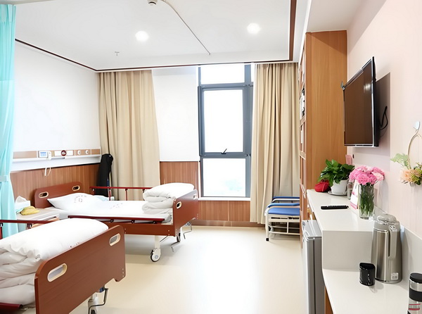 高级技师入户深圳_王欣瑜拒绝和裁判握手引发淡人人设塌房热议,网友破案:被逼急了 必须填充大量内容要有